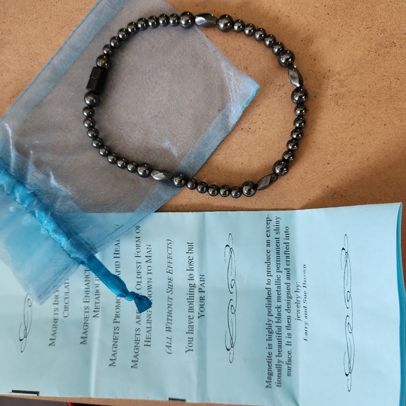 Necklace-Magnetic Therapy Jewelry (Unisex) - Picture 4 of 7